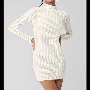 Alo Yoga Euphoria Long Sleeve Dress - Ivory XS